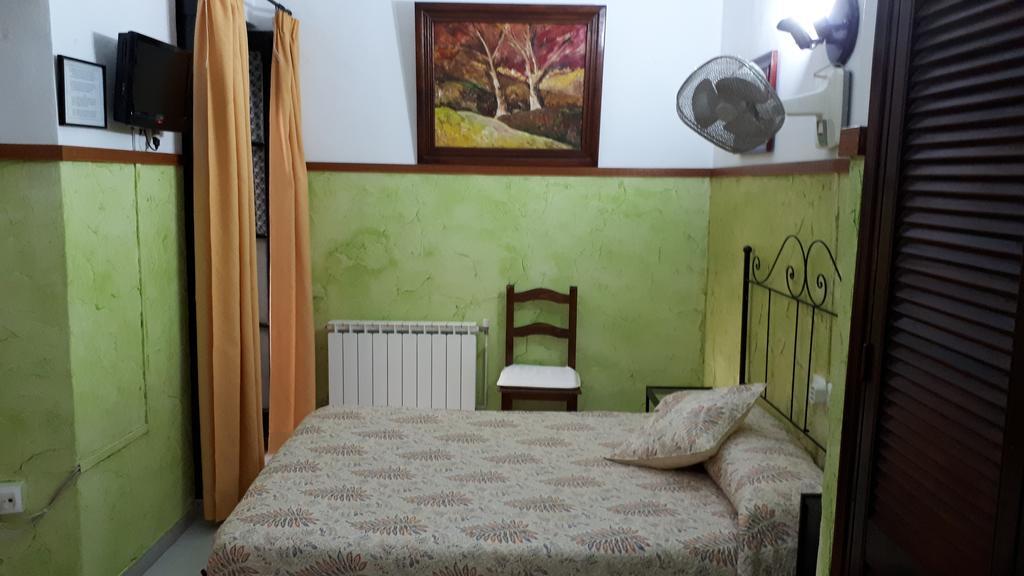 Hostal Manolo エル・プエルト・デ・サンタ・マリア エクステリア 写真